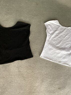 Bunde of Two (Black and White) ForeFair Backless Round-Neck Tops – Small